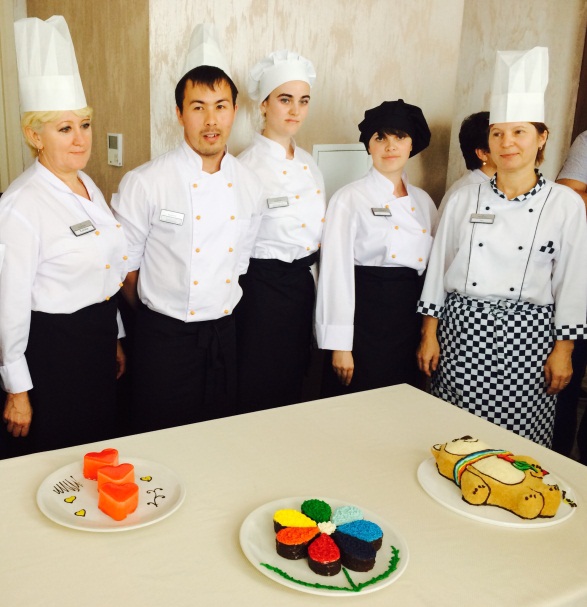 Кондитеры гостиничного фонда ОАО «Центр «Омега» создадут для гостей кулинарные шедевры